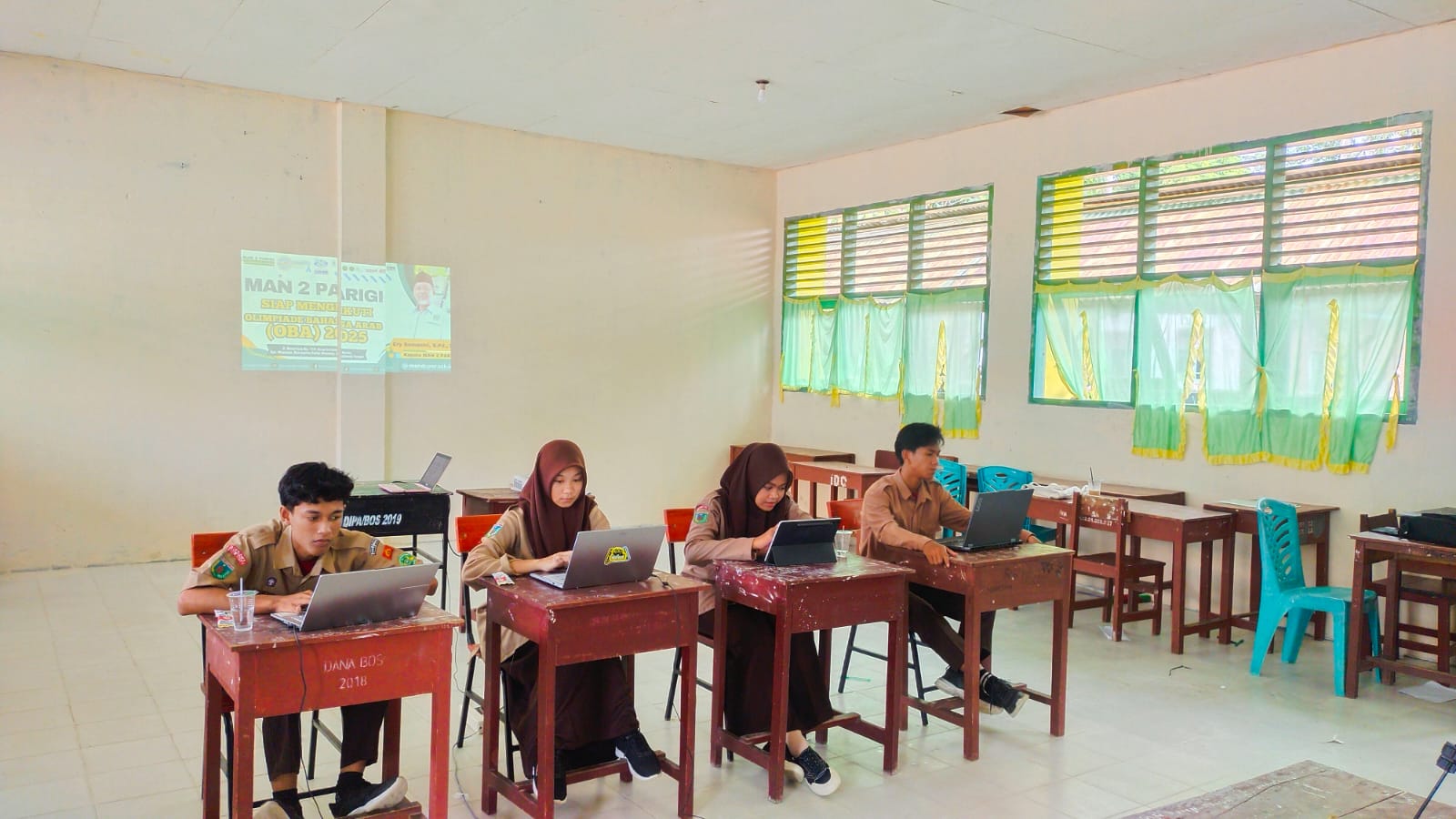 Semangat Berprestasi! MAN 2 Parigi Tampil di Olimpiade Bahasa Arab (OBA) 2025