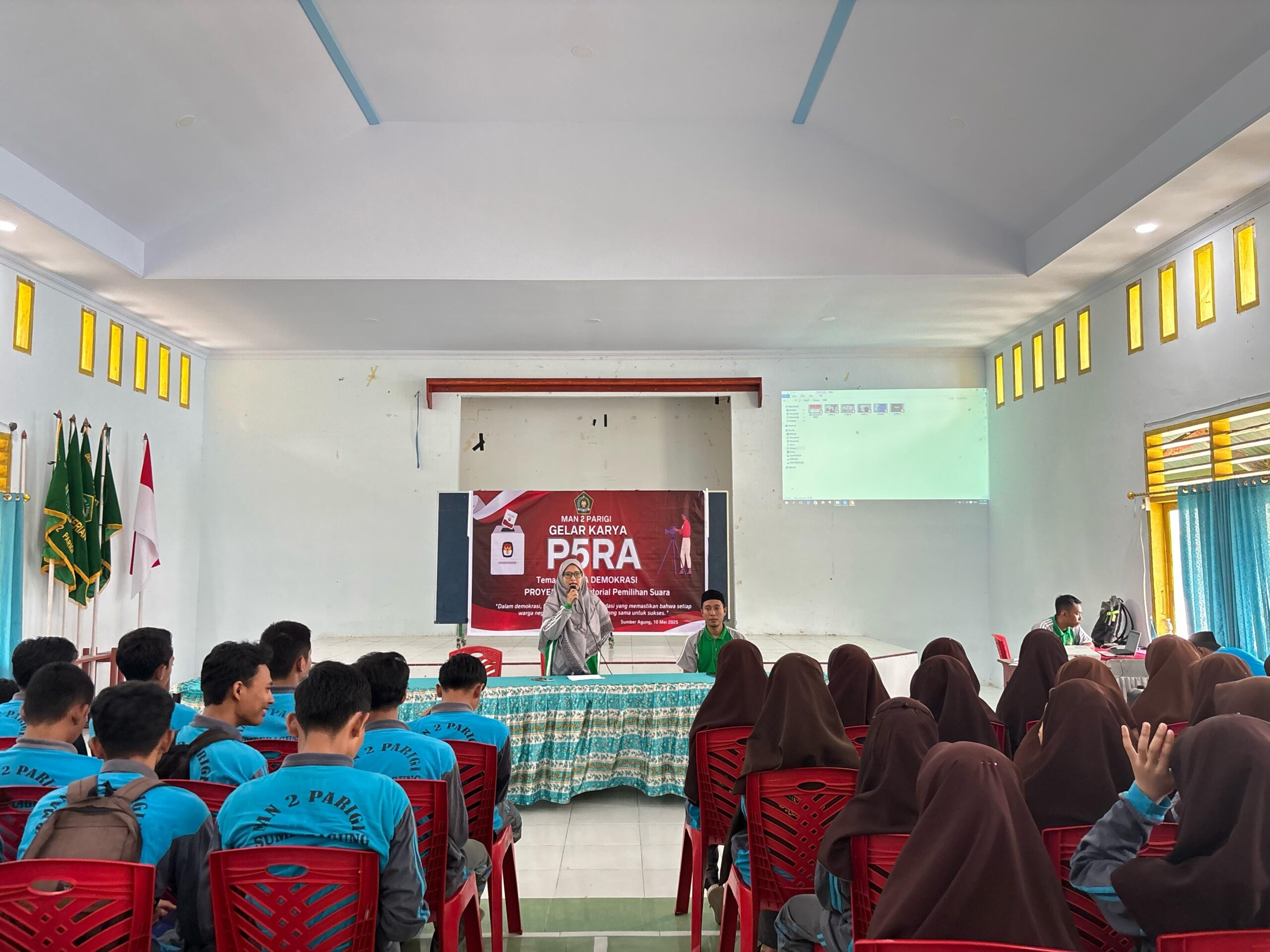 
 MAN 2 PARIGI GELAR KARYA P5RA DENGAN TEMA "SUARA DEMOKRASI" 
