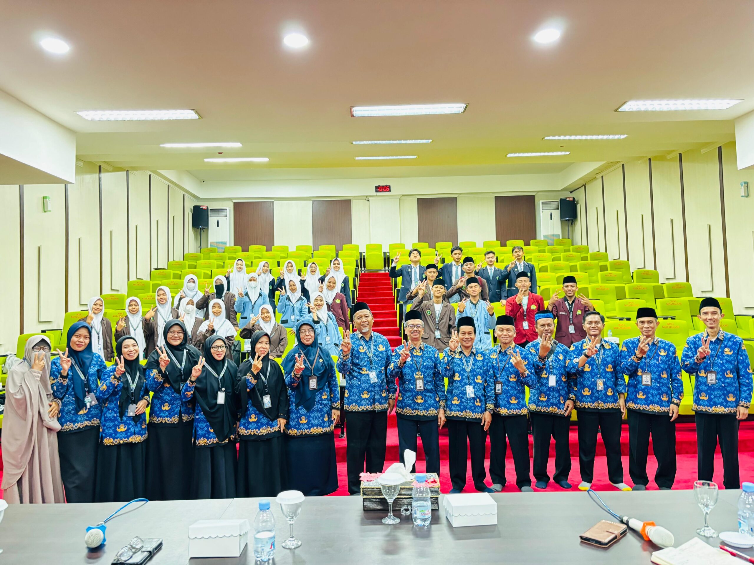 Mempererat Sinergi Pendidikan: MAN 2 Parigi Studi Tiru ke MAN 2 Malang