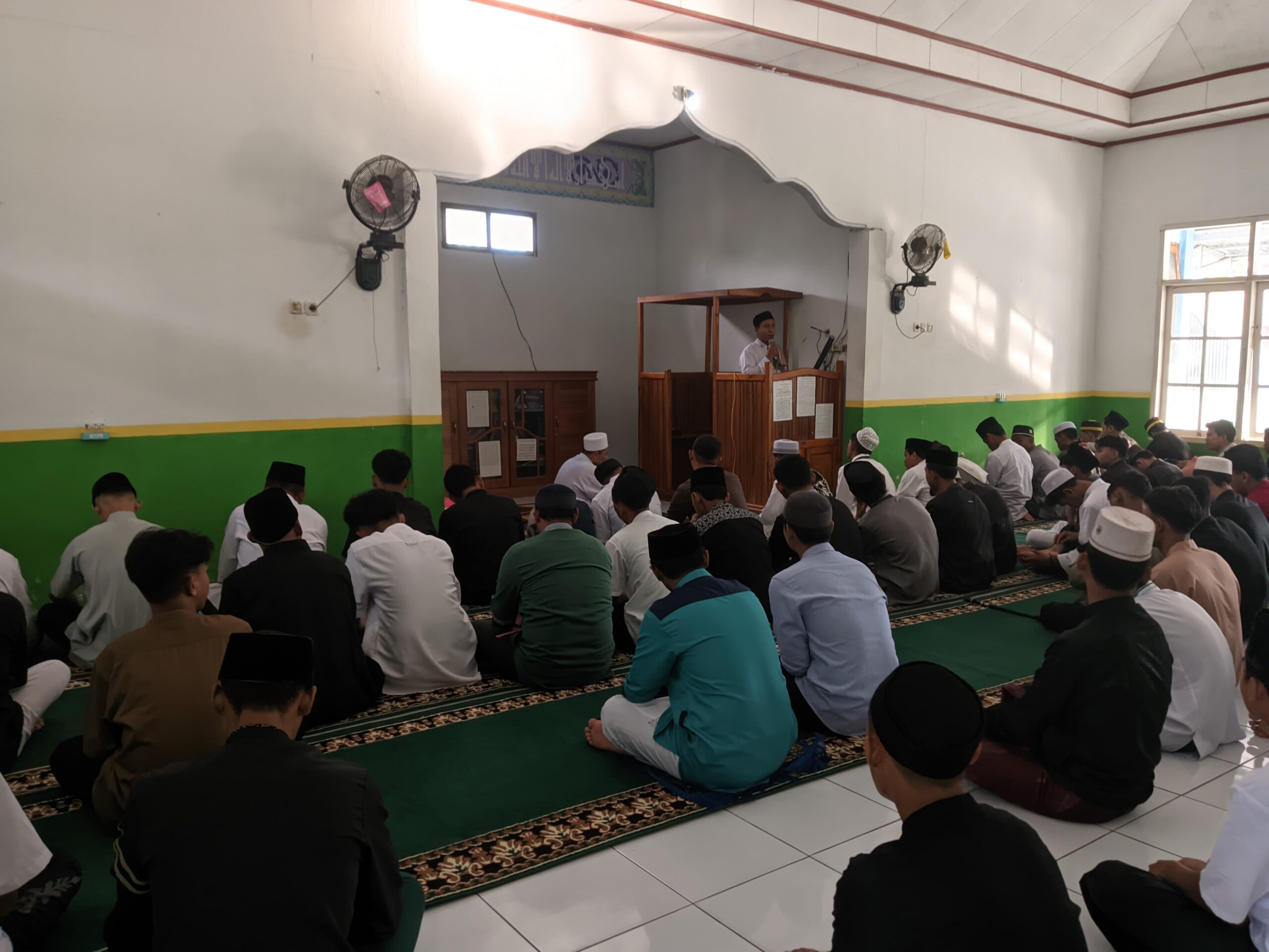 Semarak Idul Adha 1446 H di MAN 2 Parigi: Sholat Khusyuk dan Qurban Penuh Berkah